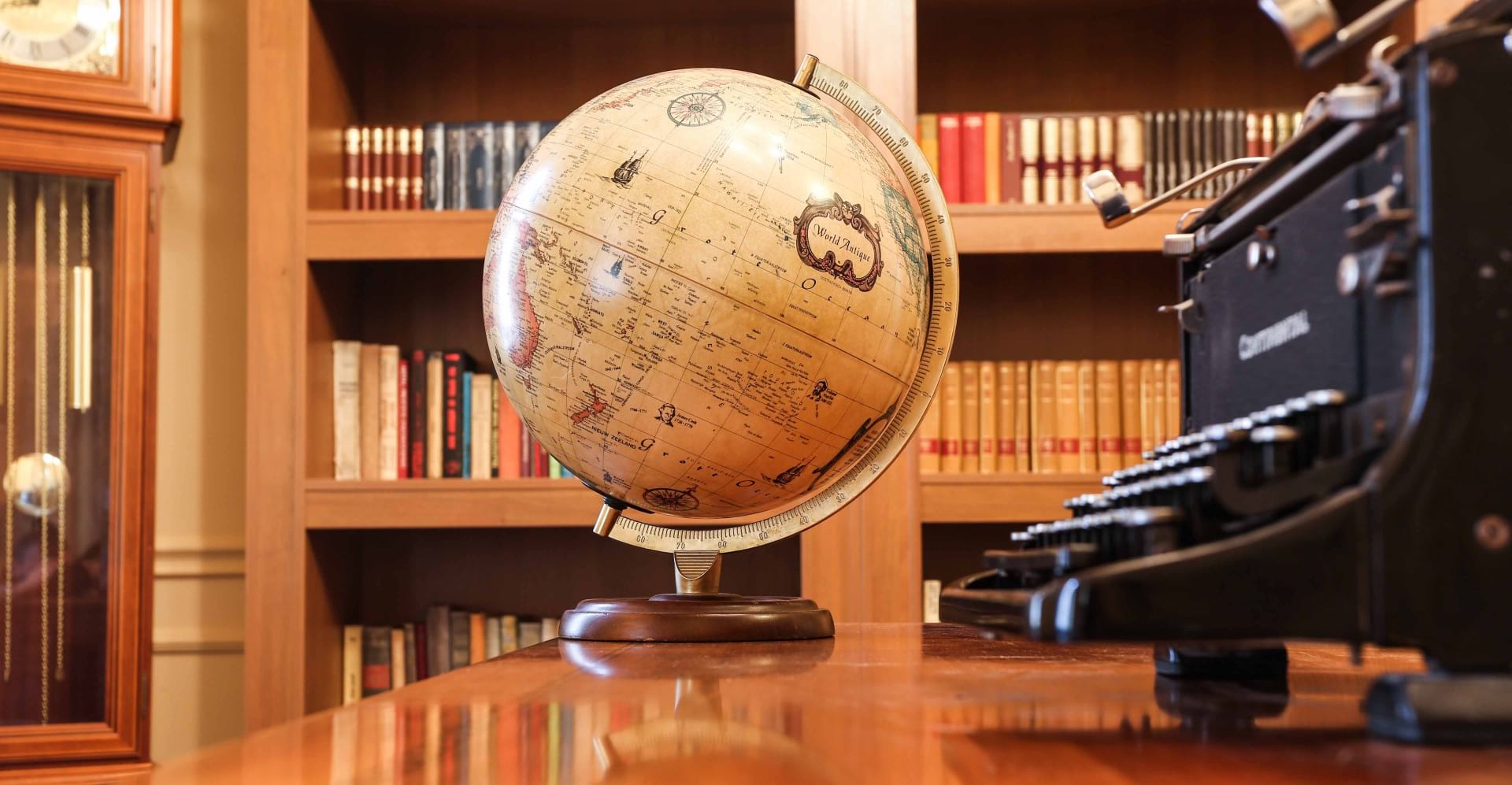 MR.FOX'S SECRET STUDY – REVIEW